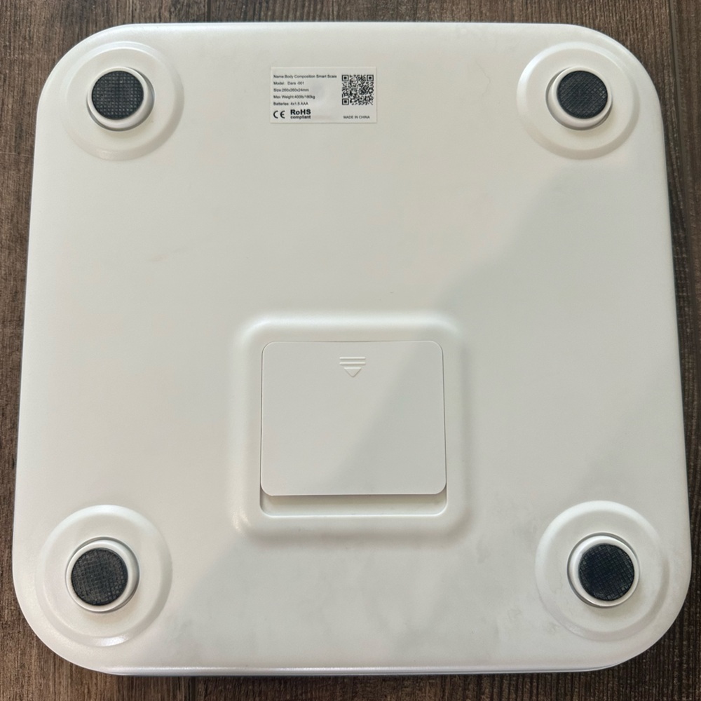 FitTrack - Smart Scale - Picture 2 of 3